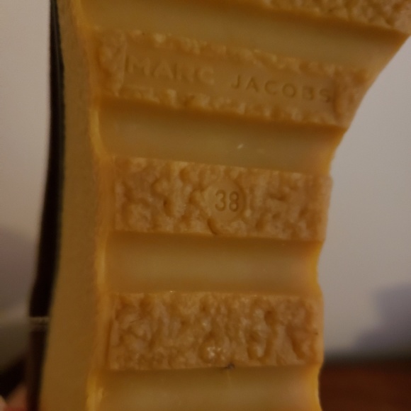 Marc Jacobs Suede Wedge Boots size EUR 38 (8) - Picture 8 of 8